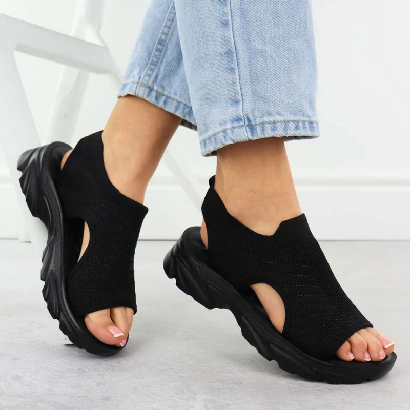 Sandale të mbyllura Potocki TO90302, të zeza femra