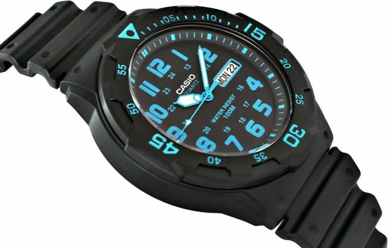 Orë dore për meshkuj Casio, e zezë