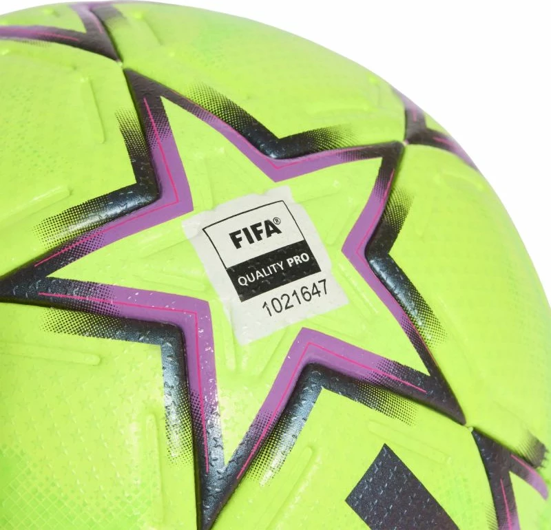 Top futbolli adidas UCL Pro Winter KE9769, madhësia 5 [Madhësia: 5]