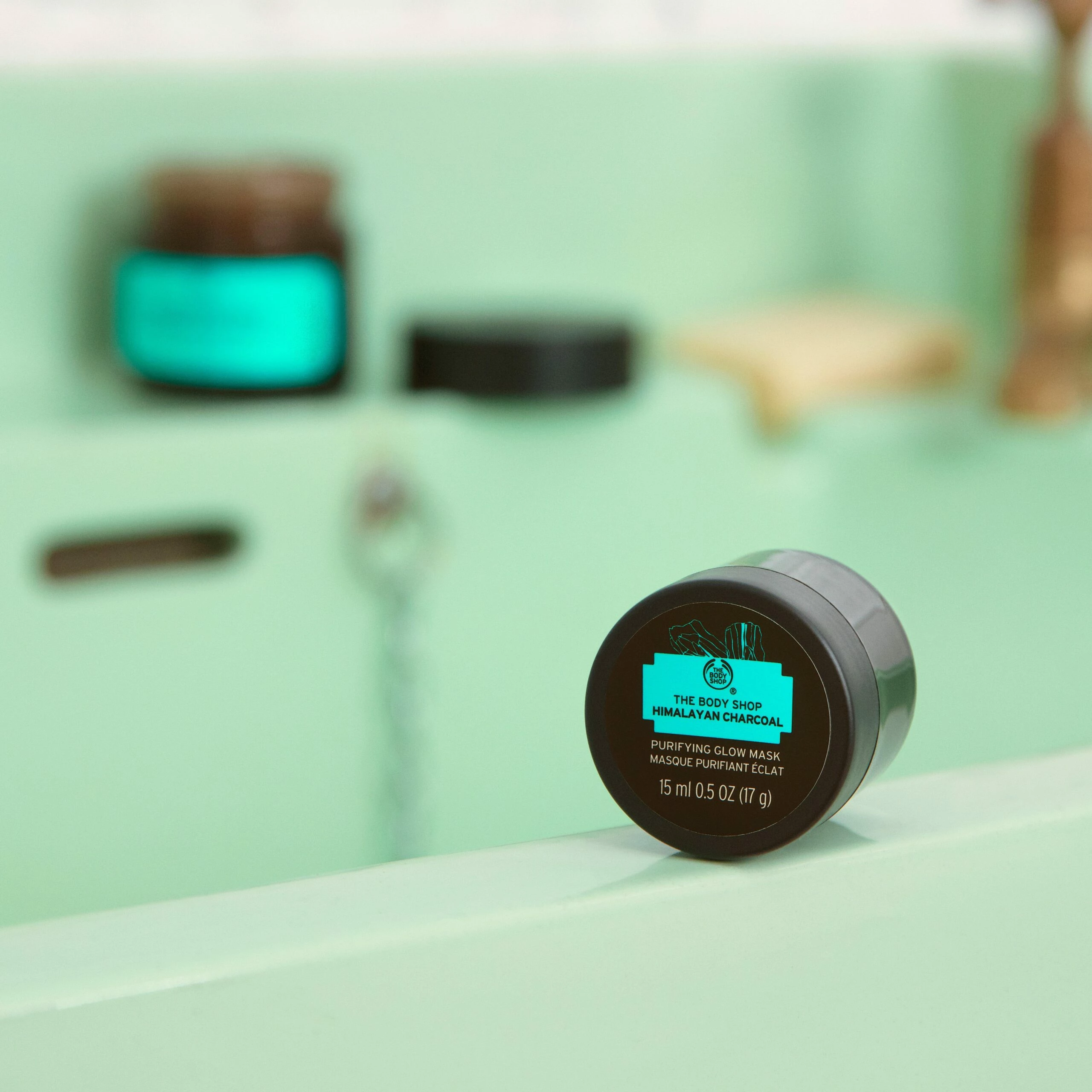 Maskë për Fytyrën për Purifikim dhe Shkëlqim Himalayan Charcoal 75 ML