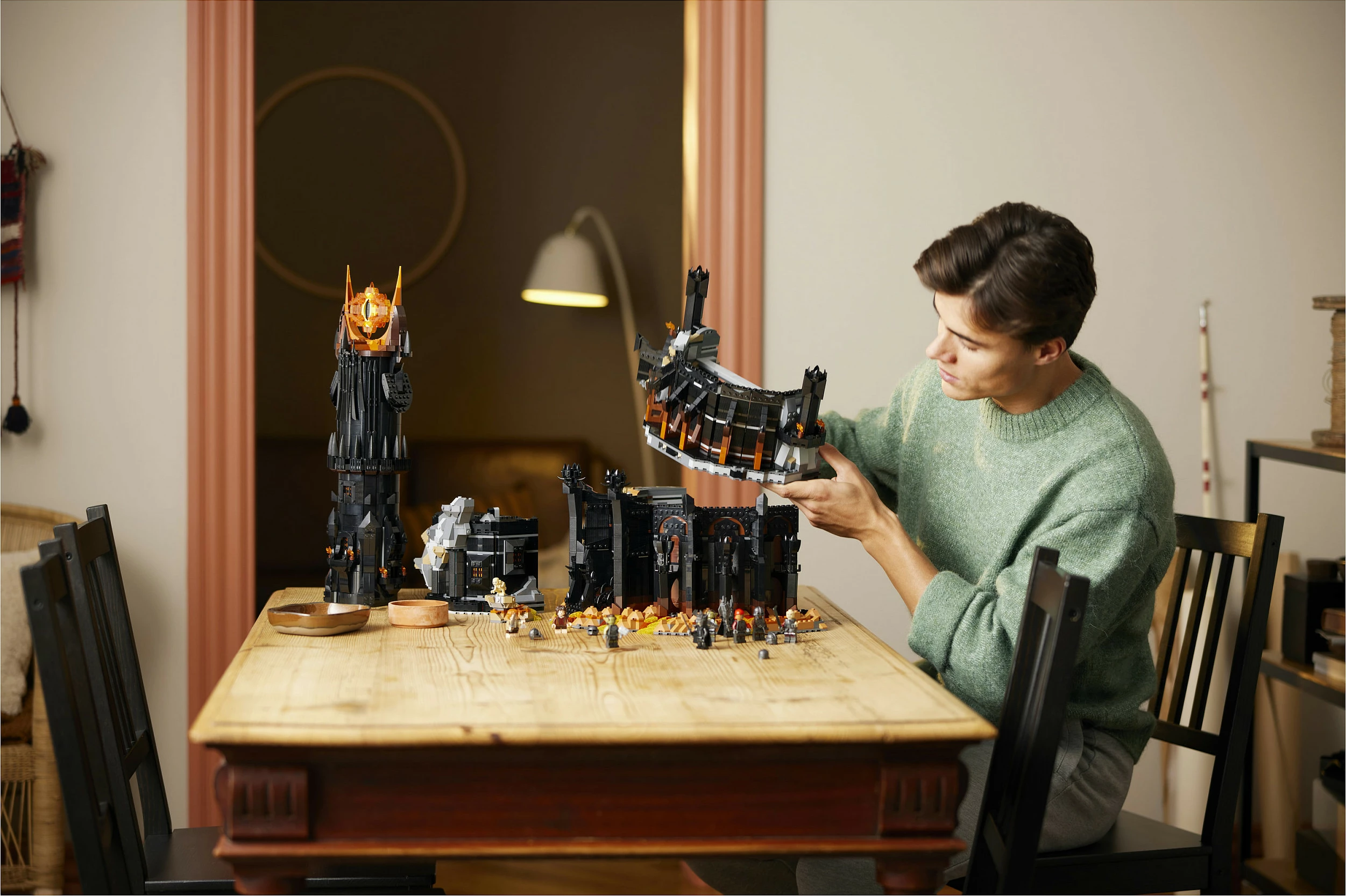 Set ndërtimi LEGO Icons The Lord of the Rings 10333 Barad-dûr, 5471 copë, 18+, shumëngjyrësh