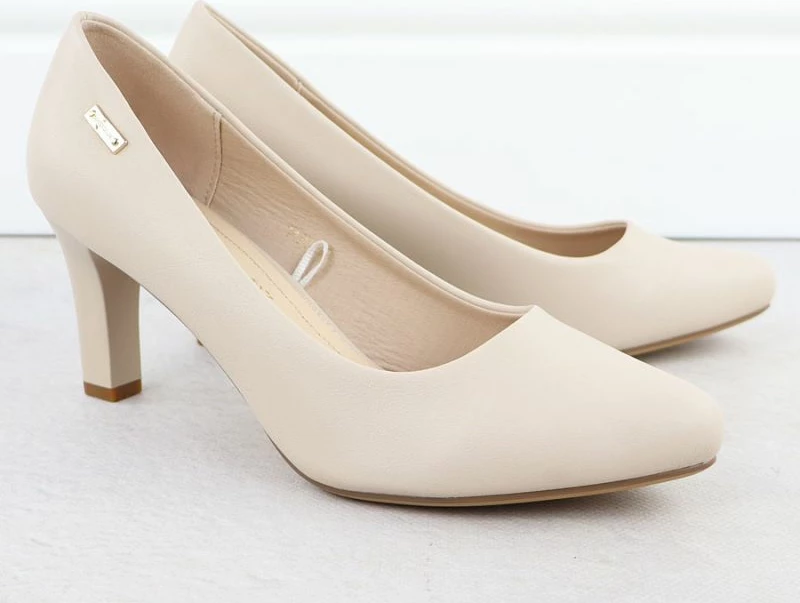 Këpucë me taka për femra Leone, nude