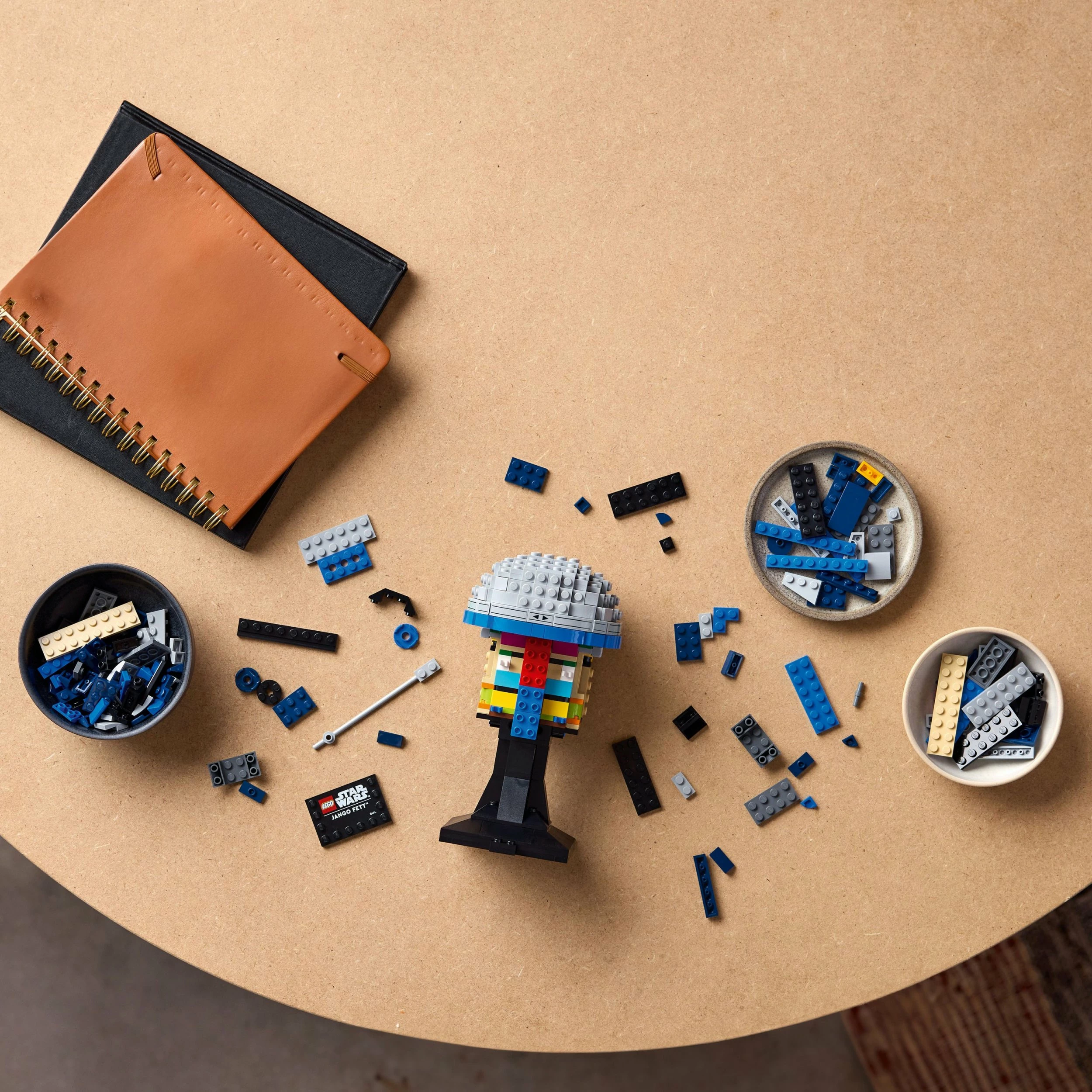 Set LEGO Star Wars Helm Jango Fett 75408, 616 pjesë