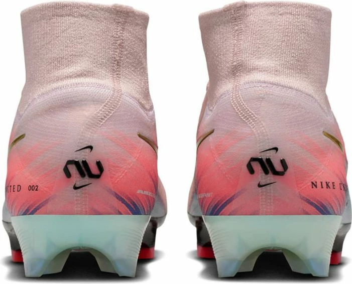 Atlete futbolli Nike për meshkuj, të kuqe