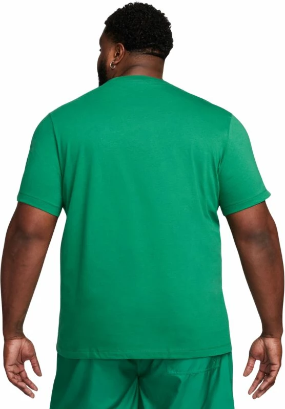 Maicë për meshkuj Nike Club Tee AR4997 365, e gjelbër [Madhësia: M]