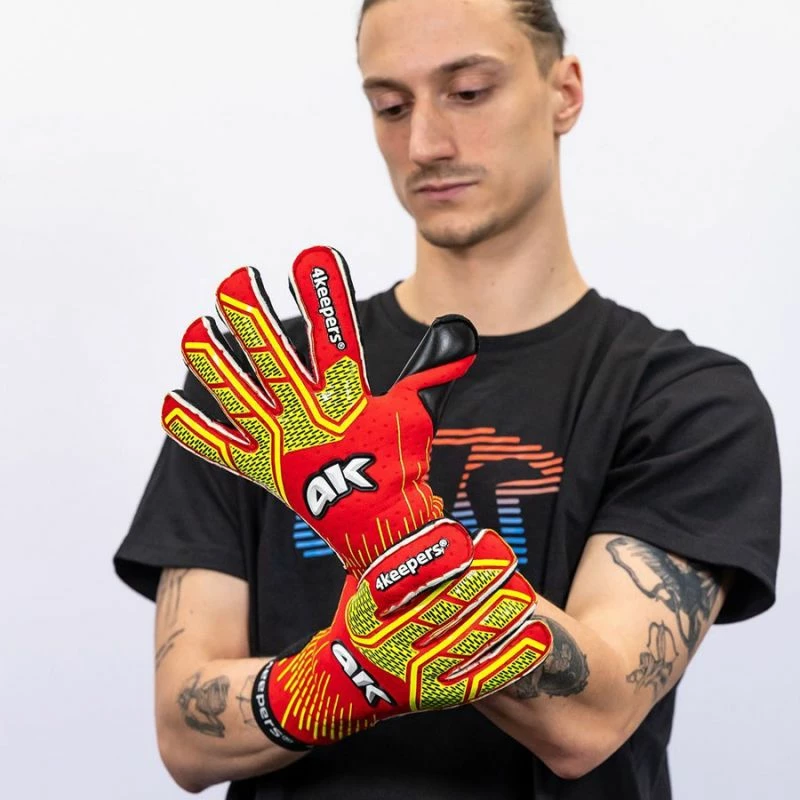 Doreza portieri për meshkuj 4keepers, kuq-verdhë [Madhësia: 8.5]