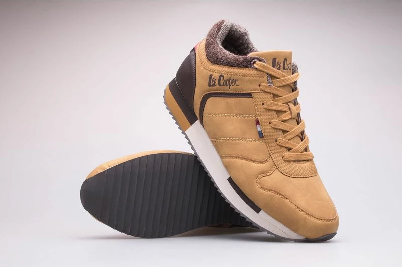 Atlete për meshkuj Lee Cooper, të kafëta