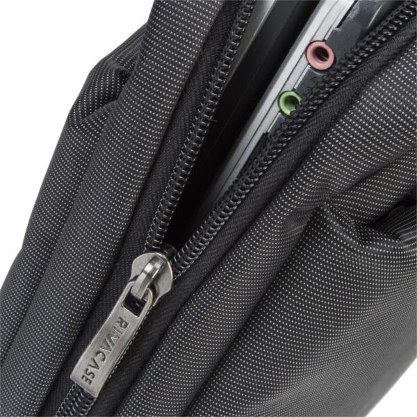 Çantë laptopi RIVACASE 8231 15.6\" e zezë