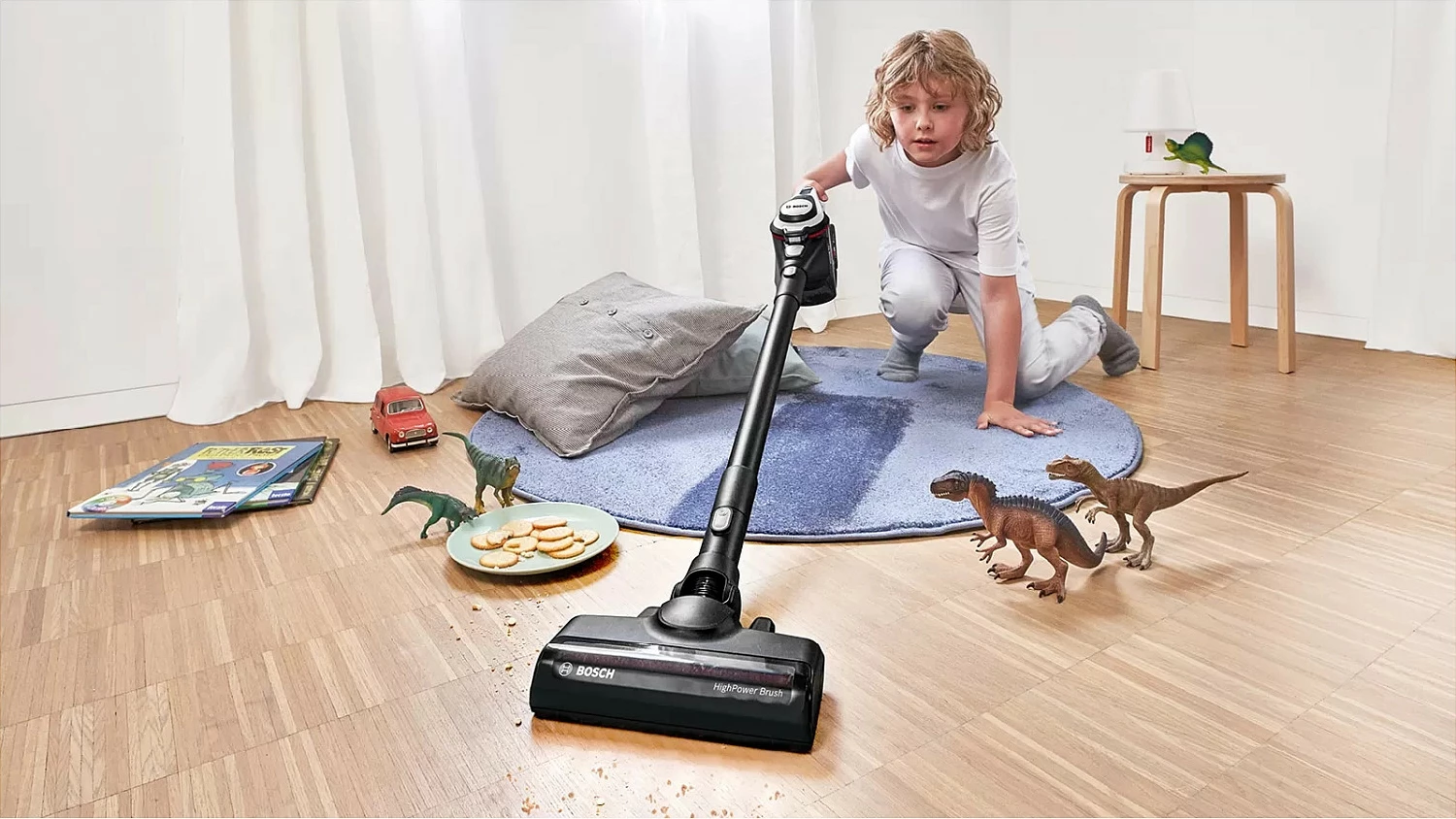 Fshesë me bateri Bosch BSS825ALL Serie 8, 2-në-1, me aksesorë, e zezë