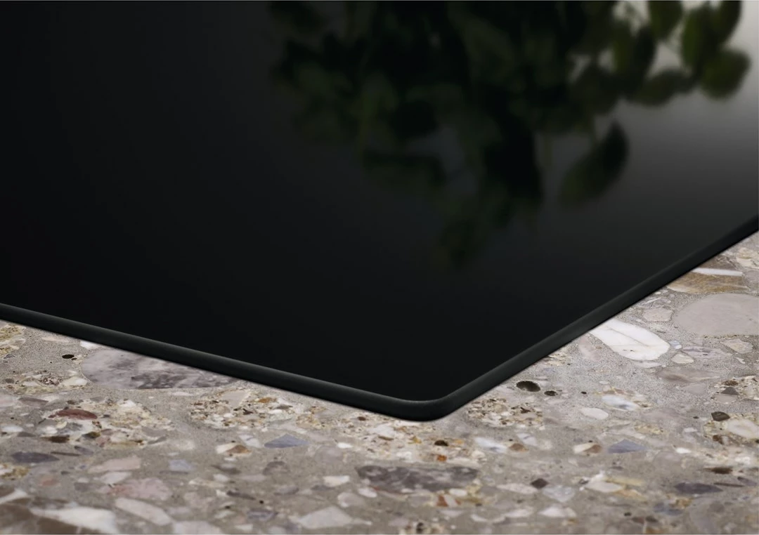 Pllakë qeramike, Electrolux EHH6240ISK, e zezë