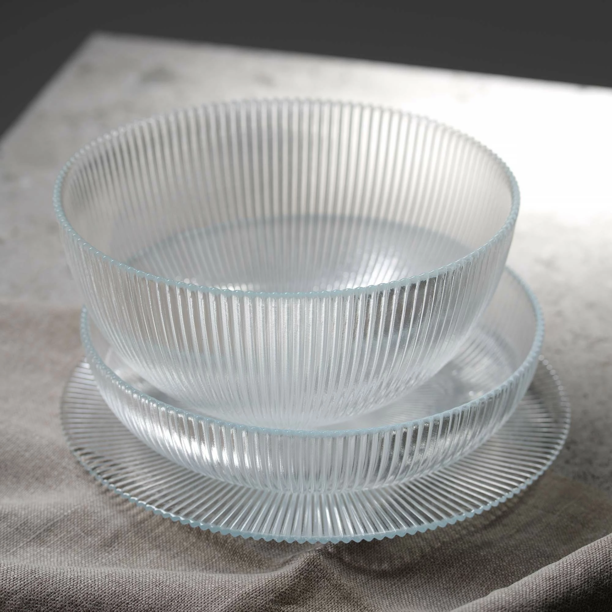 Pjatë e sheshtë Fine Dine Mystery Ø280mm, set 4 copë, transparente