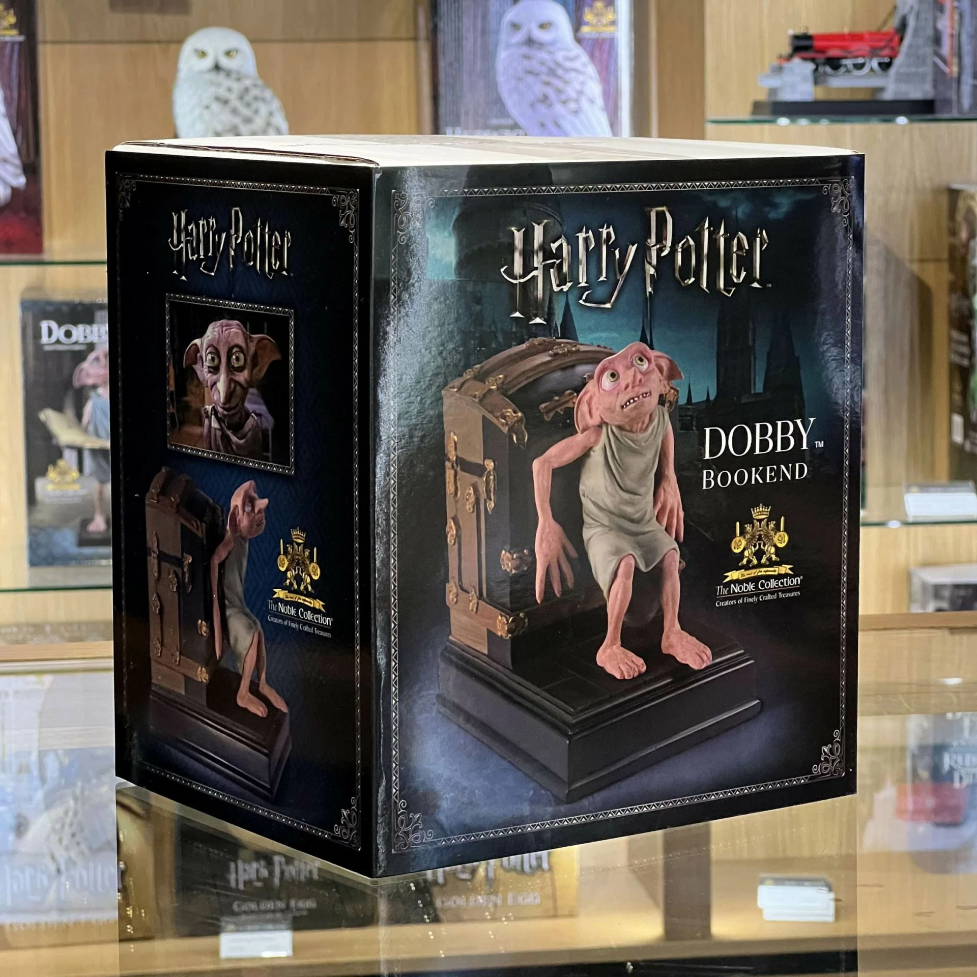 Mbajtëse librash Noble Collection Harry Potter Dobby, smolë e pikturuar me dorë