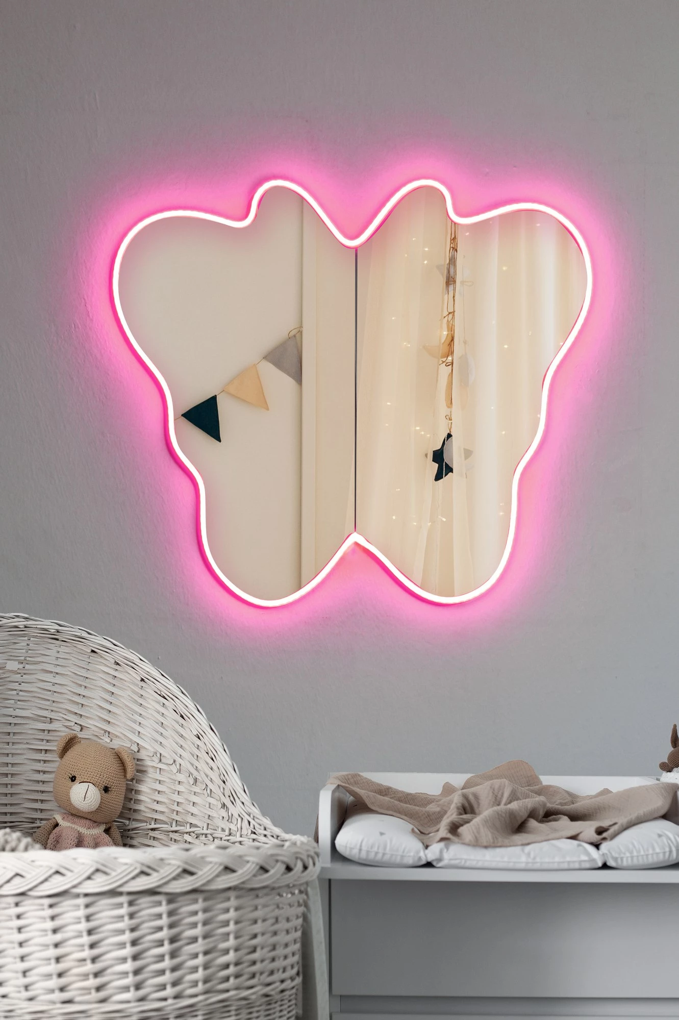 Pasqyrë me ndriçim LED, formë fluture, ngjyrë rozë-argjend, Skye Decor, 57x50cm, 2 copë