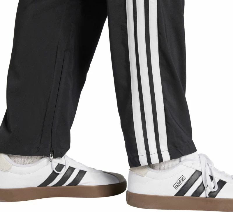 Pantallona meshkuj adidas Essentials 3-Stripes Stanford Open Hem JC8491, të zeza