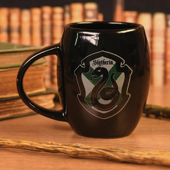 Filxhan Pyramid Harry Potter Slytherin Uniform 425 ml, i zi