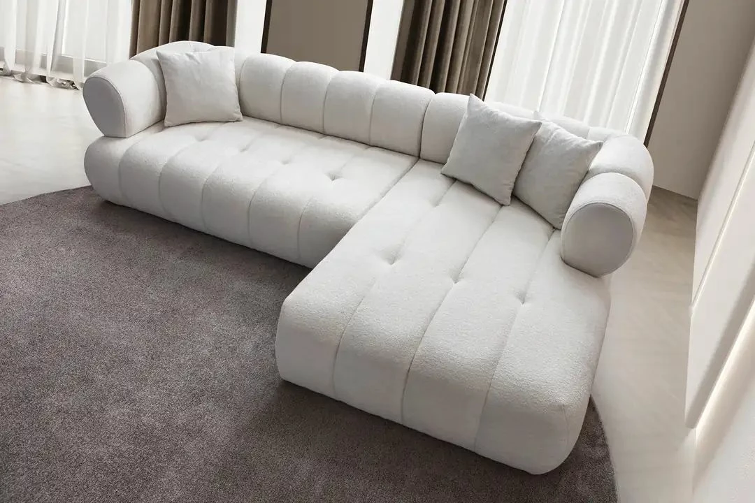 Këndare Petra, e bardhë, Atelier del Sofa, anë e djathtë