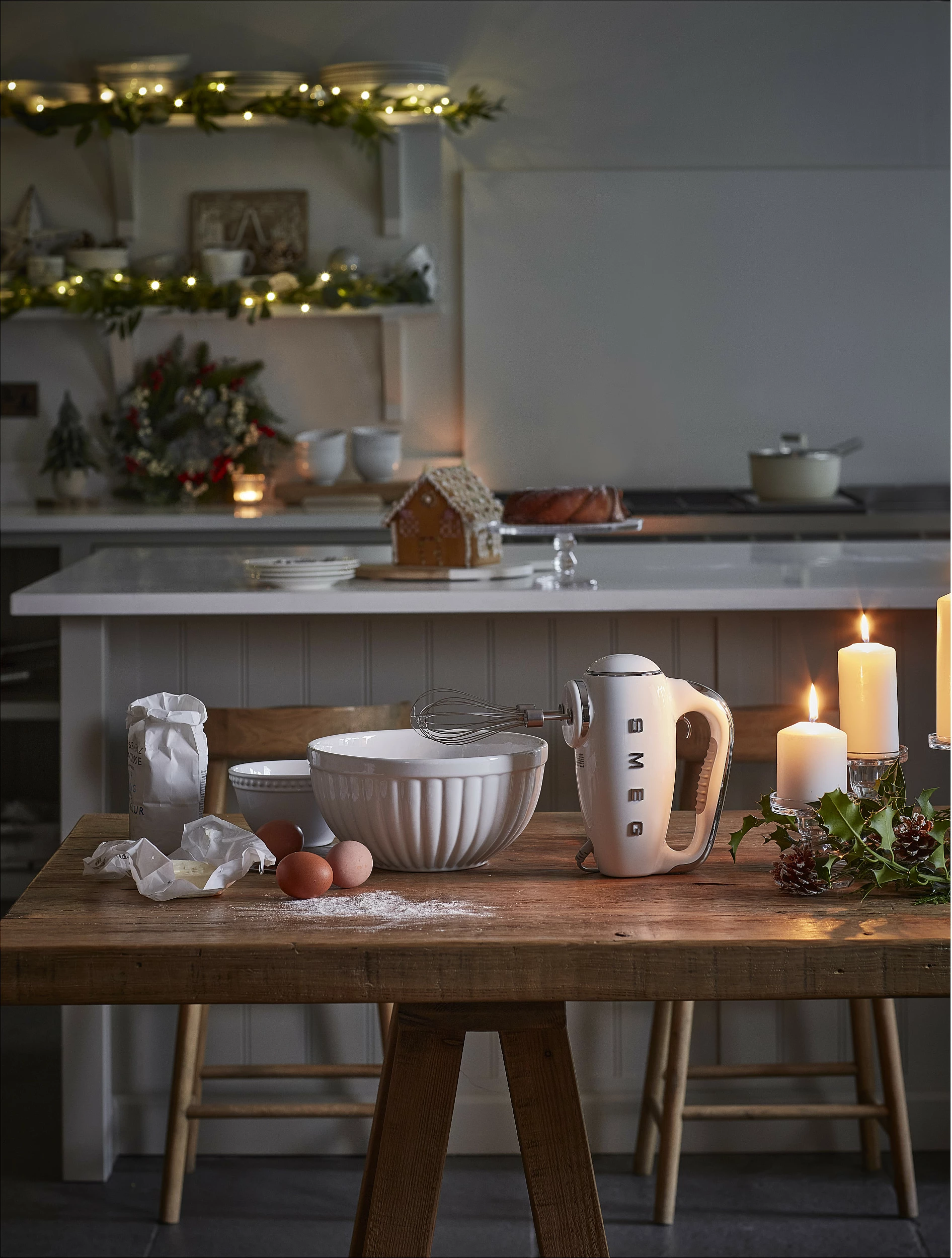 Mikser dore SMEG HMF01CREU retro, krem