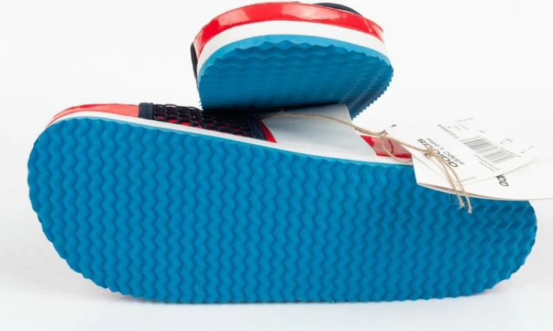 Papuqe për femra adidas, me ngjyra