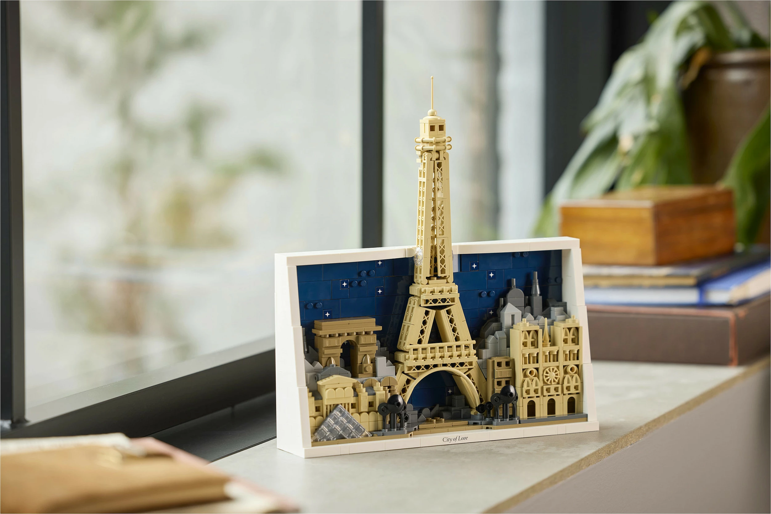 Set ndërtimi LEGO Architecture Paris City of Love 21064, 958 copa, multikolor