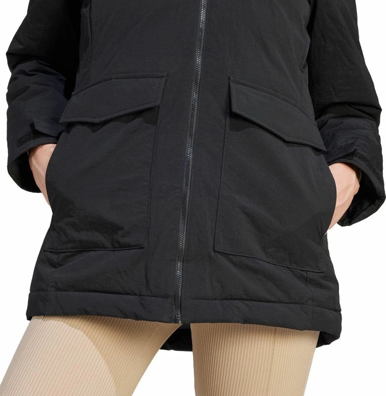 Jakne adidas për femra, të zeza