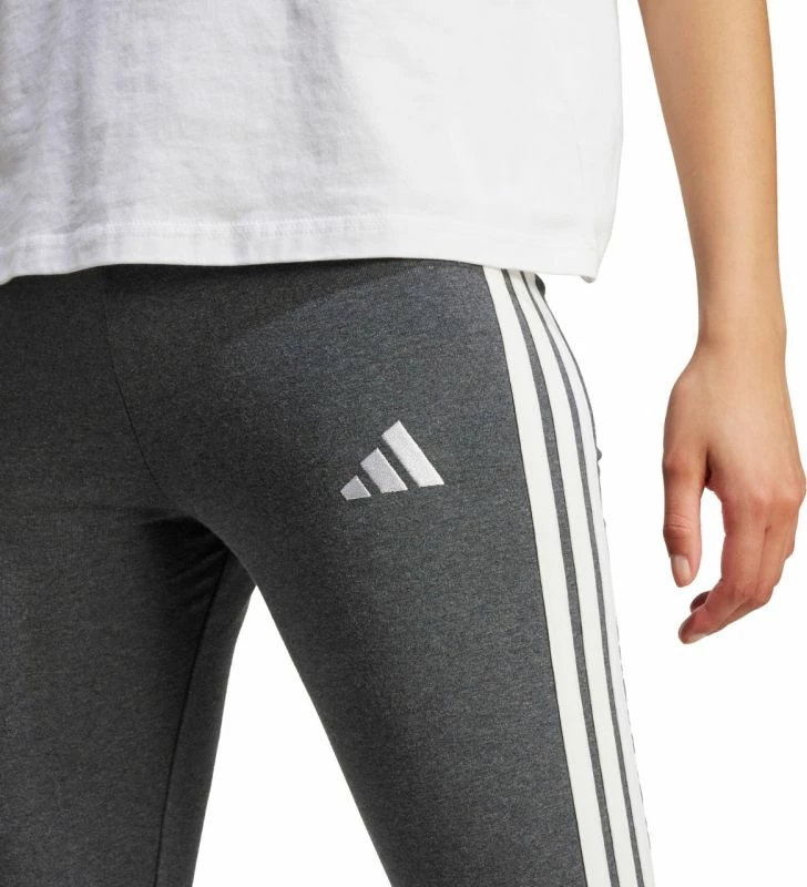 Hellonke adidas për femra, gri [Madhësia: L]