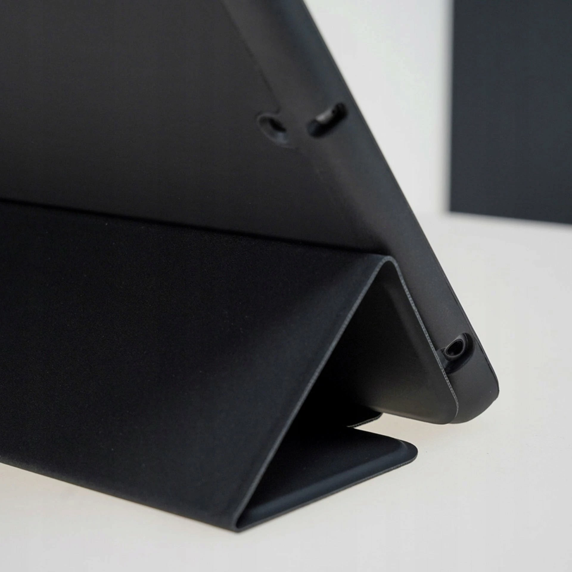 Këllëf tableti 3MK Soft Tablet Case për Apple iPad Air 11 (M2/M3), flip, tri-fold, TPU/mikrofibër, me Wake/Sleep, me vend për Pencil, i zi