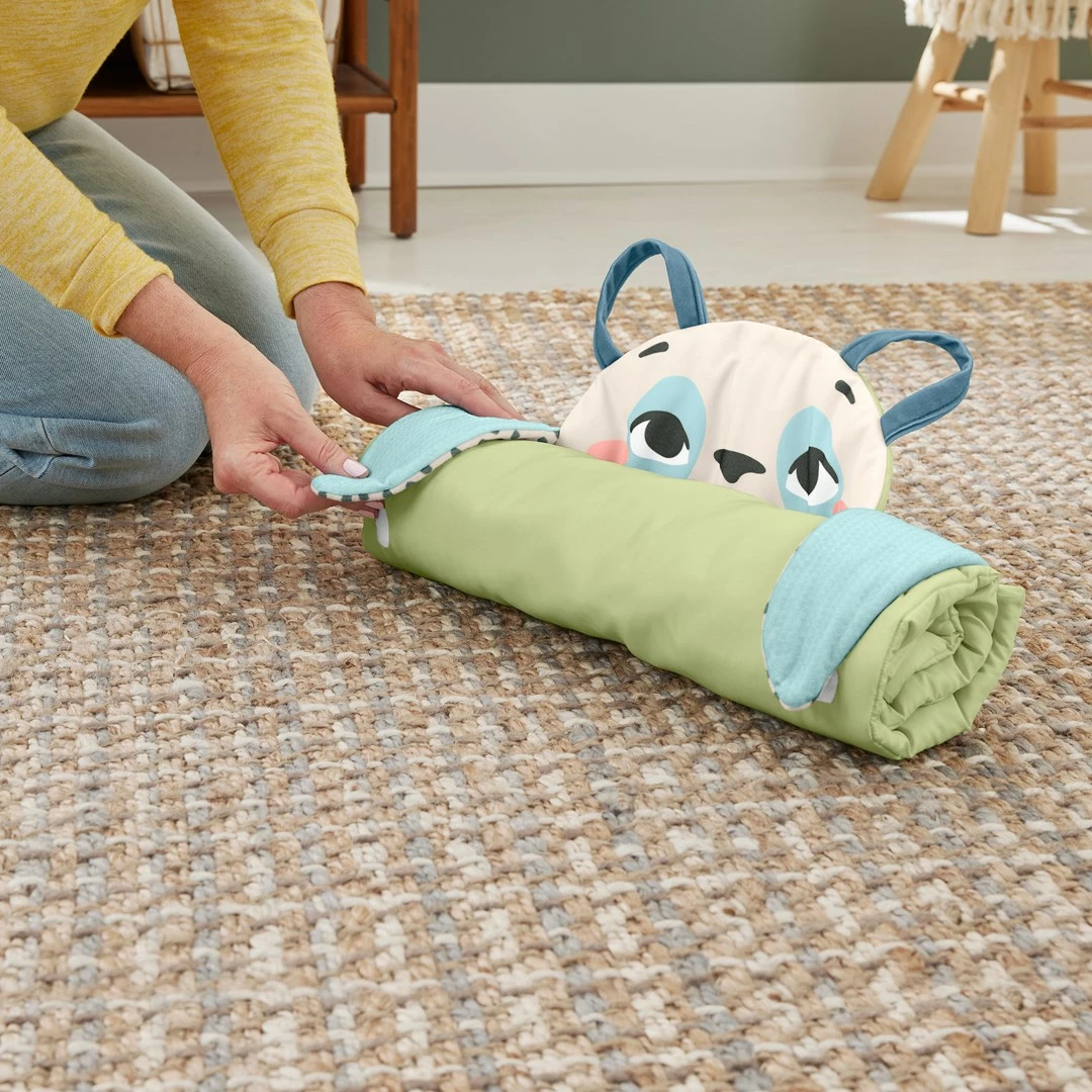Tapet aktiviteti për foshnje Fisher-Price Planet Friends Roly-Poly Panda me 2 lodra, shumëngjyrësh