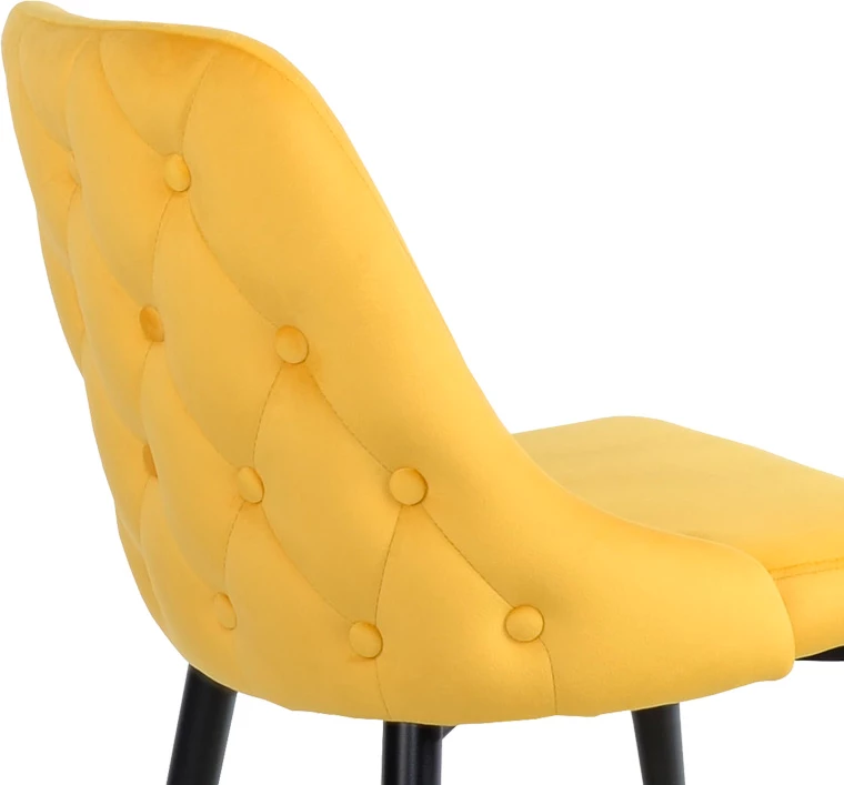 Karrige Zedna, kadife e verdhë, këmbë metalike të zeza, 51x58x84cm