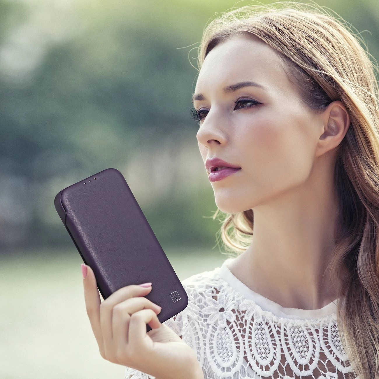 Mbështjellës iCarer CE Premium lëkurë, për iPhone 14 Plus, MagSafe, vjollcë e errët