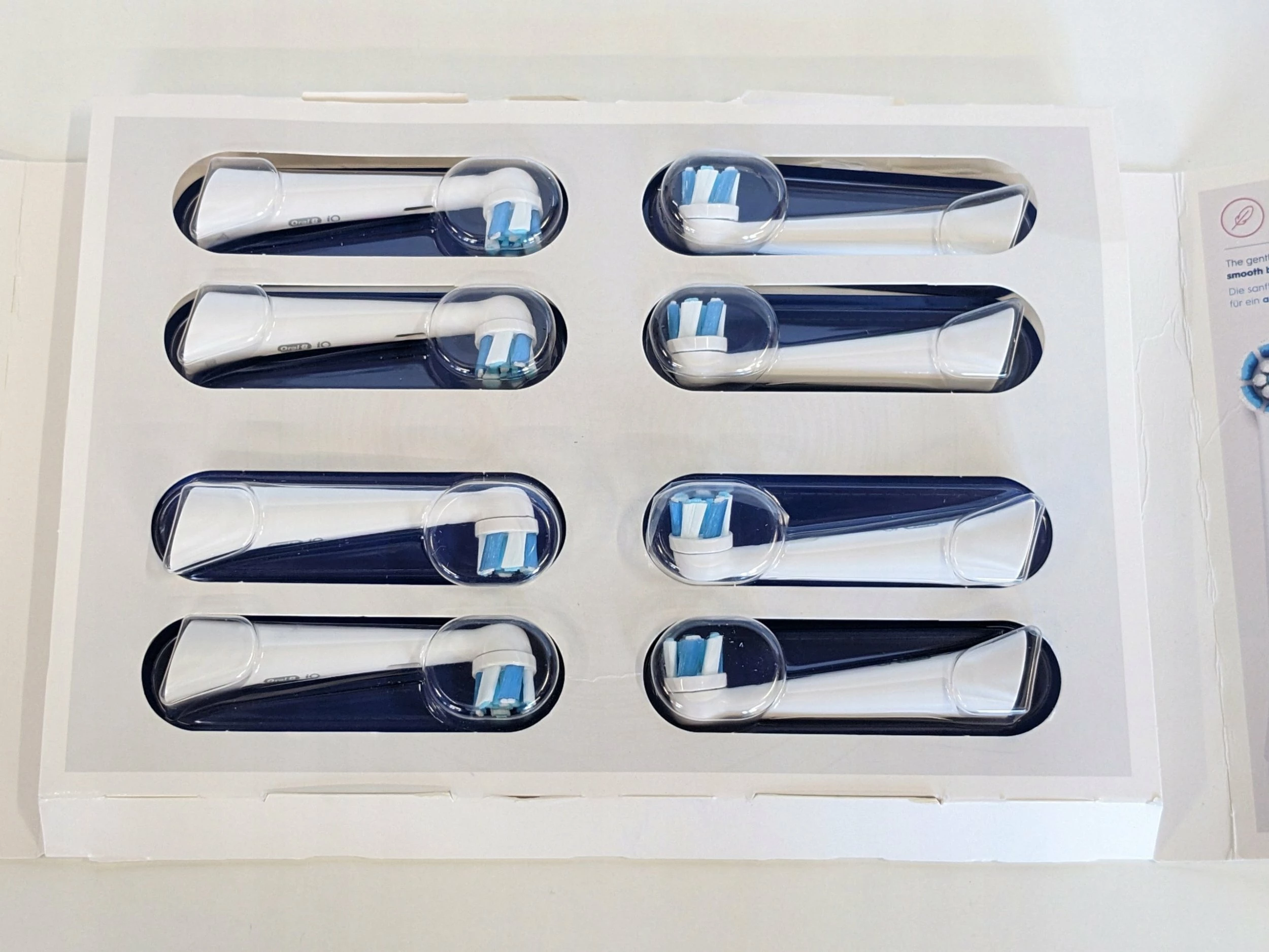 Koka zëvendësuese për furçë elektrike Oral-B iO Ultimate Clean 8 copë, e bardhë