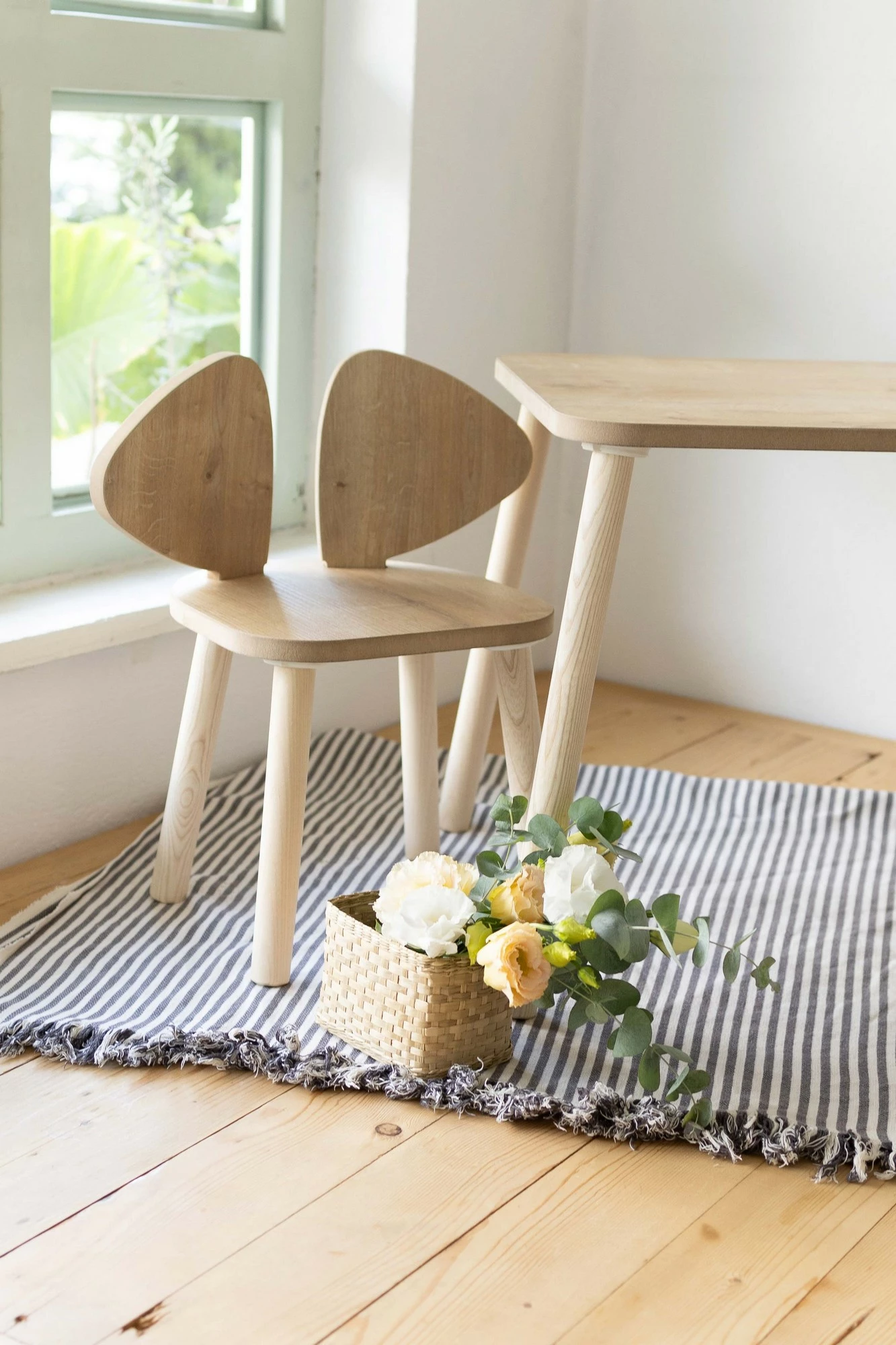 Set tavoline me karrige për fëmijë, Hanah Home, Mickey, një karrige, ngjyrë kafe