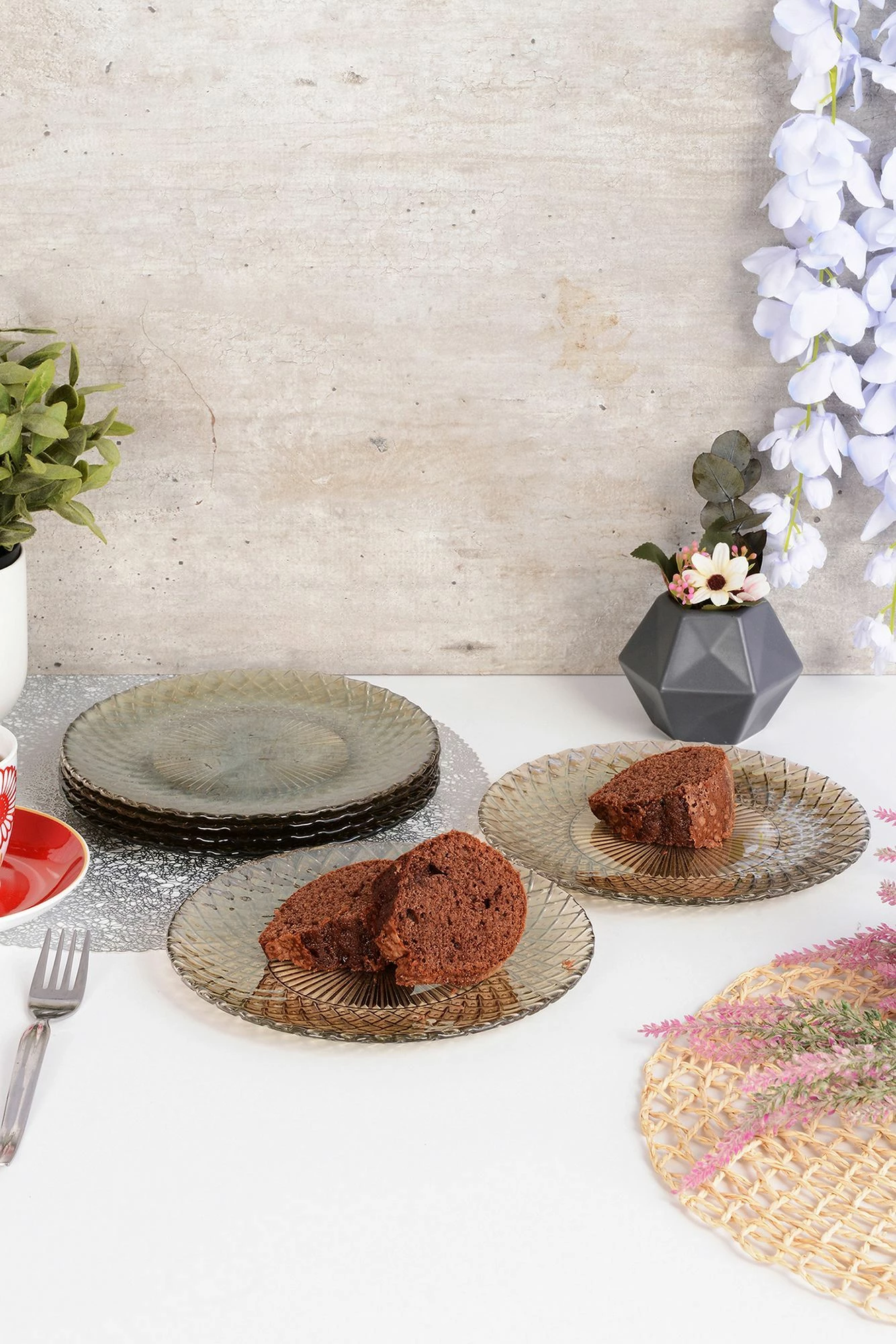 Set pjatash për ëmbëlsira, ngjyrë fume, Hermia Belinda, 6 copë, 21cm
