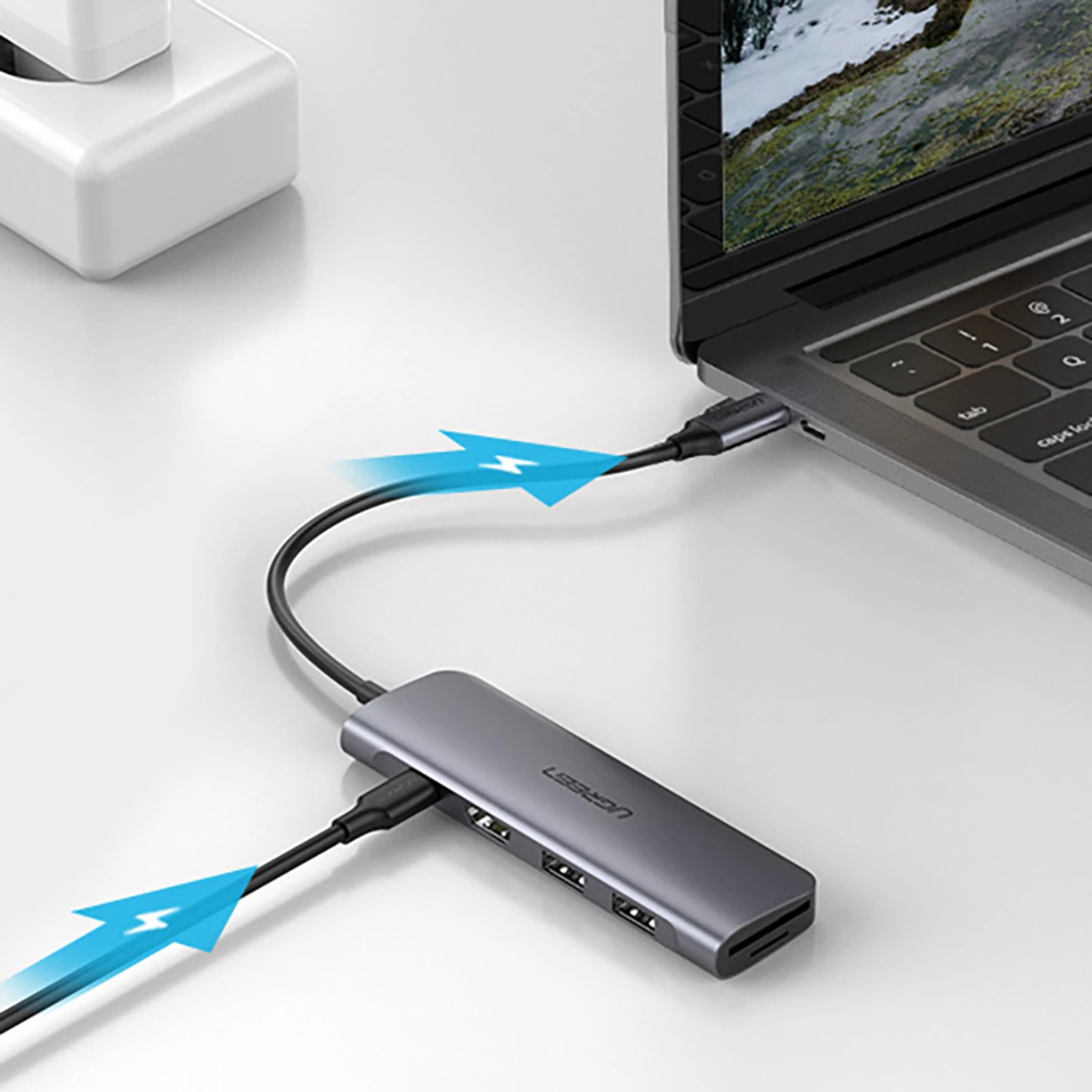 Adapter Ugreen CM195 6in1 USB-C, HDMI, 2x USB-A 3.0, USB-C PD, SD/TF reader, Gri