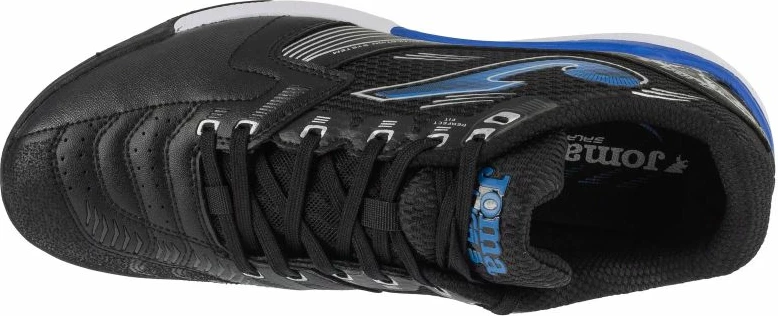 Atlete futbolli Joma, të zeza