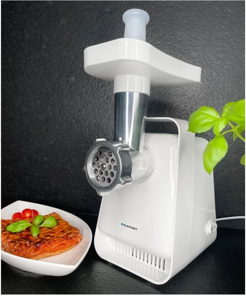 Makinë për bluar mishin Blaupunkt FMM301, e bardhë