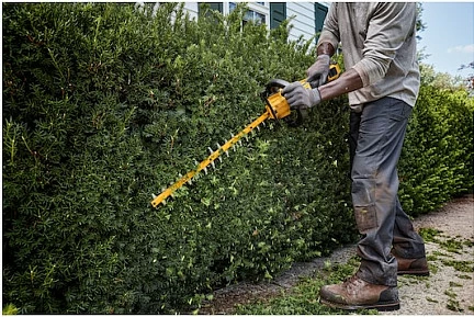 Gërshërë akumulatori për gardh DeWALT FlexVolt 54V, shinë 65 cm, bateri 9Ah, verdhë/zezë