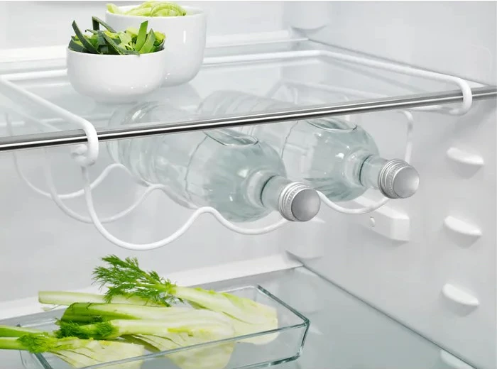 Mbajtëse shishe Electrolux M4RHBH01