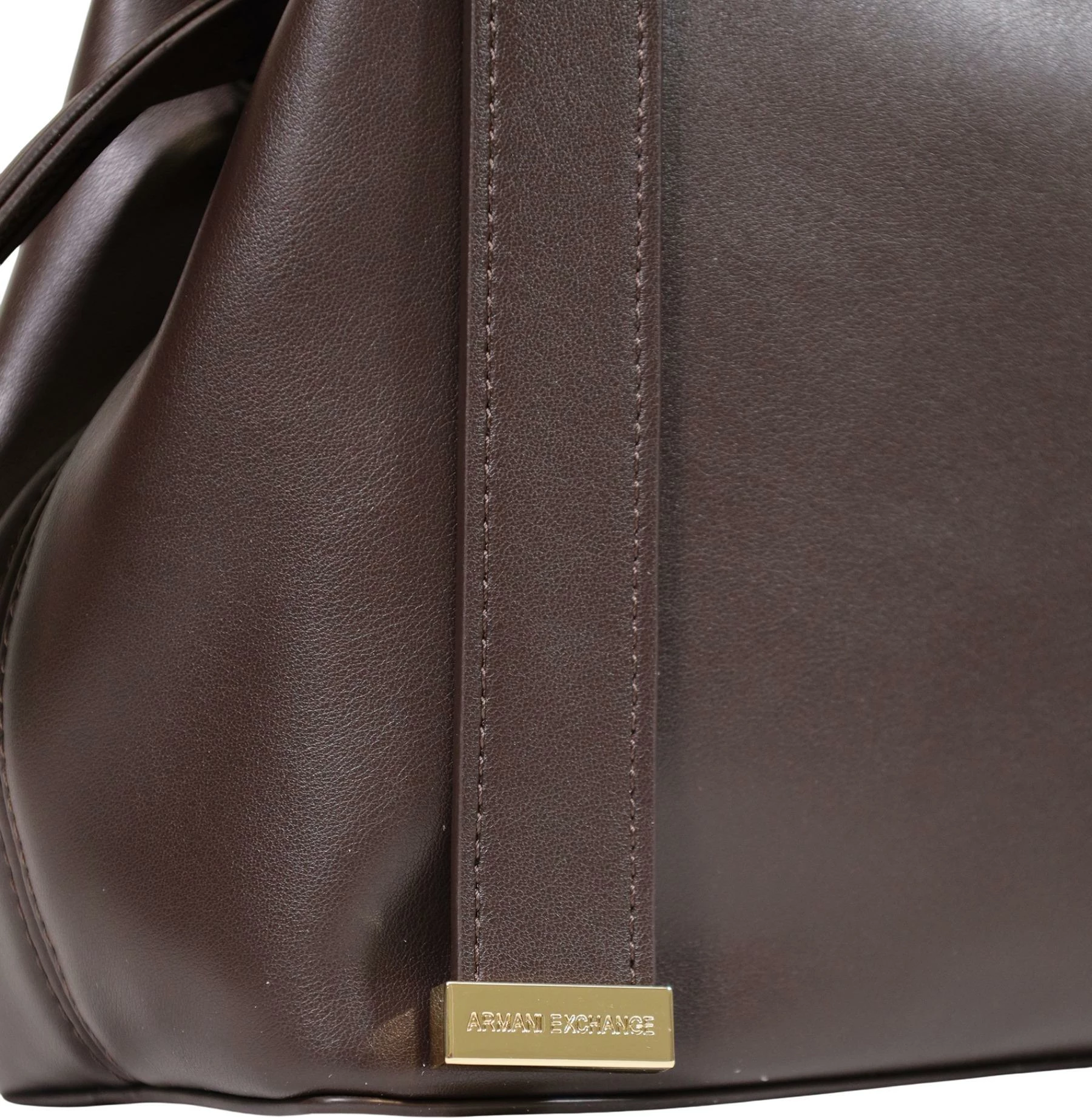 Çantë krahu Armani Exchange XW002604 AF19902 për femra, kafe e errët