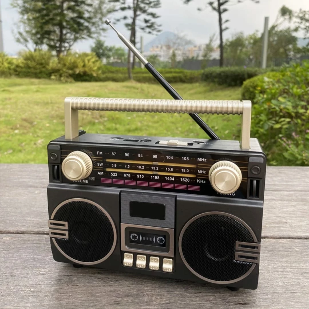 Radio Retro me Altoparlant Wireless dhe Dizajn Klasik Vintage