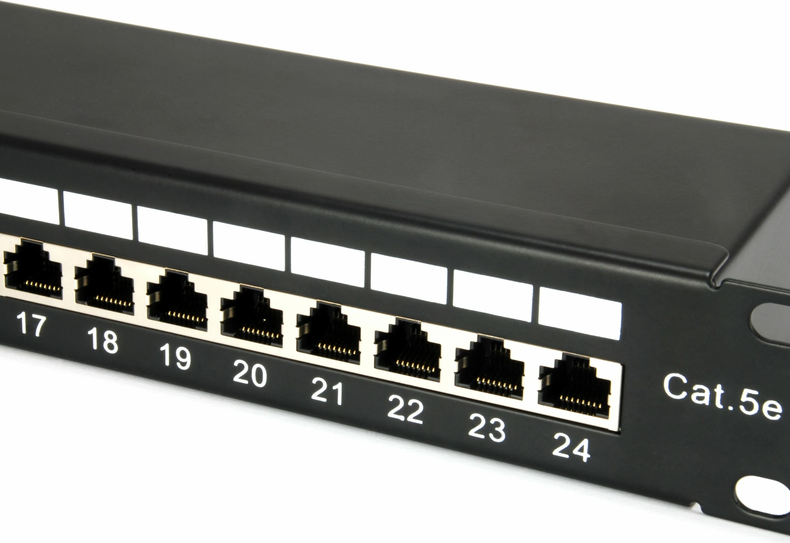 Patchpanel rrjeti Equip 24x RJ45 Cat5e 19 inç FTP 1U zi