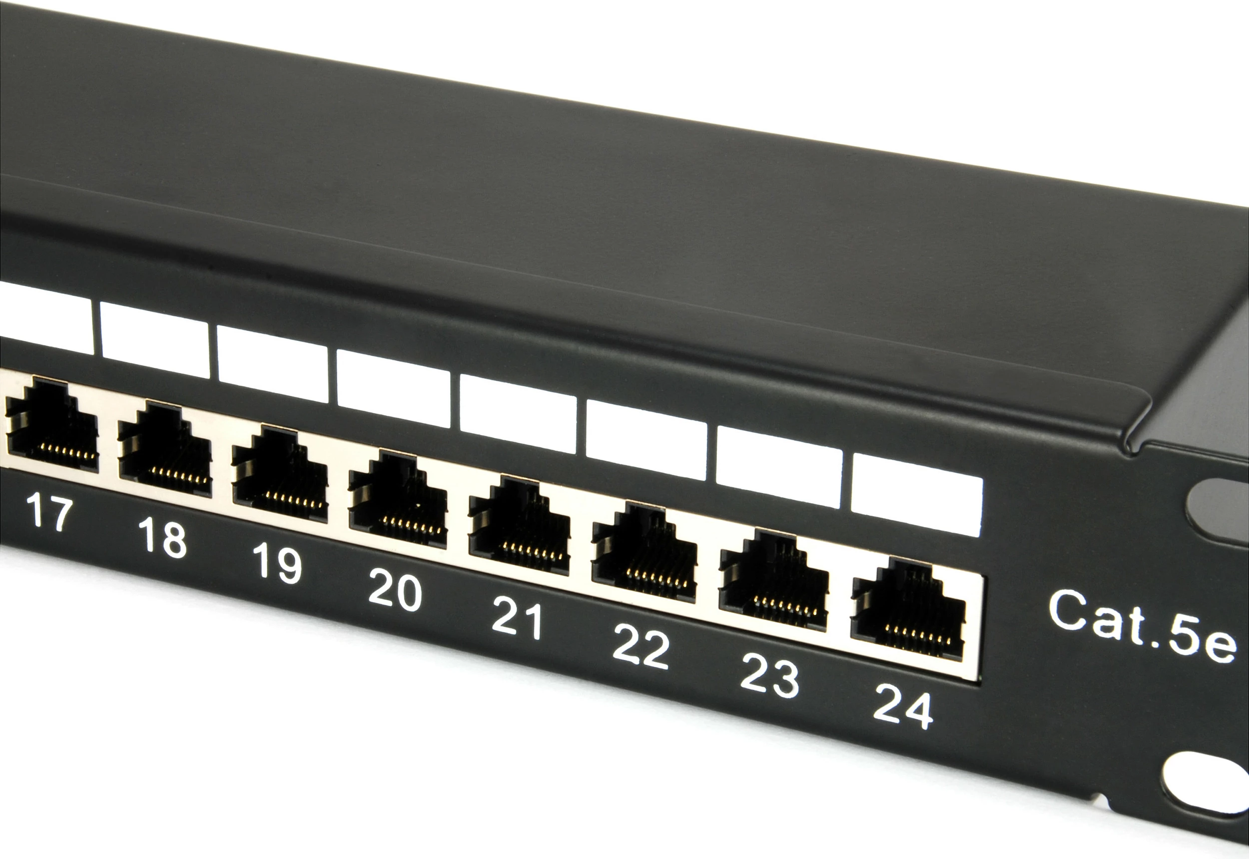 Patchpanel rrjeti Equip 24x RJ45 Cat5e 19 inç FTP 1U zi