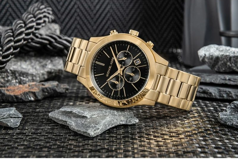 Orë dore me portofol Michael Kors për meshkuj, e artë