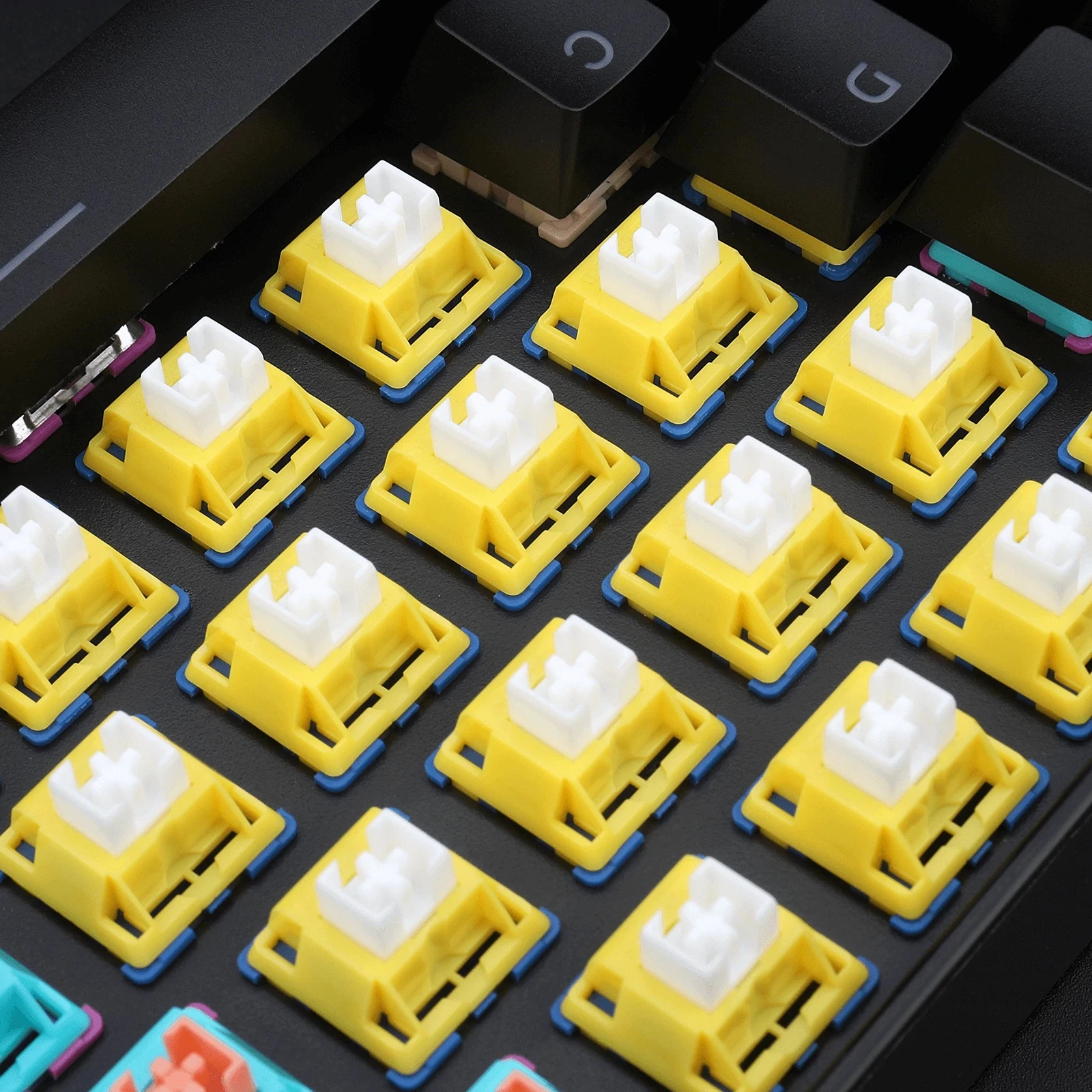 Switch-a mekanikë Redragon Bullet-B A113, tactile (ekuivalent MX Blue), paketë 24 copë, blu/verdhë