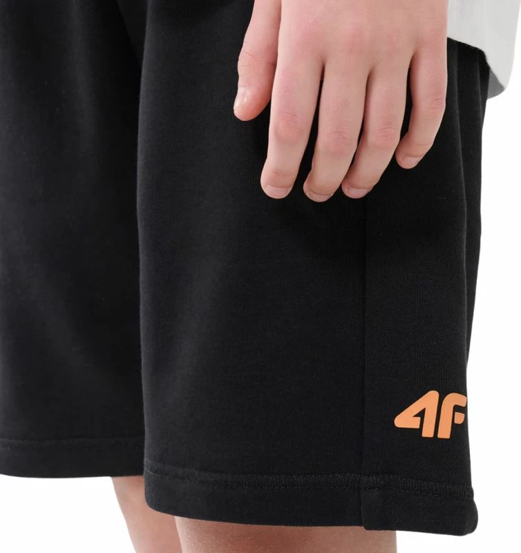 Shorce për djem 4F, të zeza