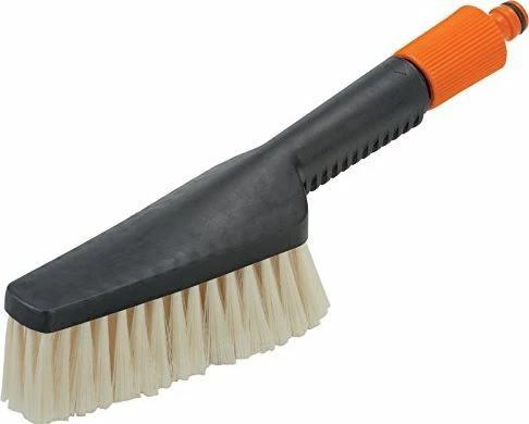 Furçë dore Gardena 987, e vogël, me lidhje uji, e zezë/portokalli