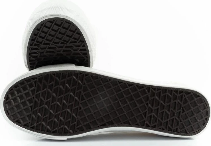 Atlete për femra Lee Ava Low, të bardha