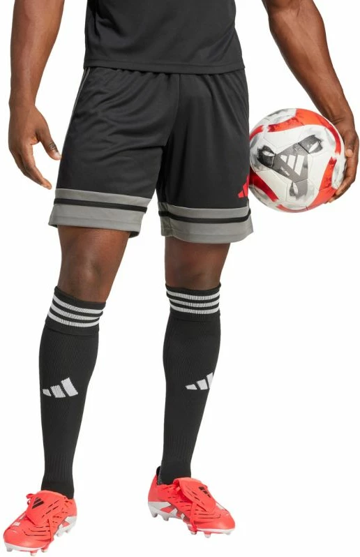 Shorce për meshkuj adidas, të zeza