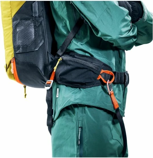 Çantë shpine Deuter për meshkuj dhe femra, turmeric/black