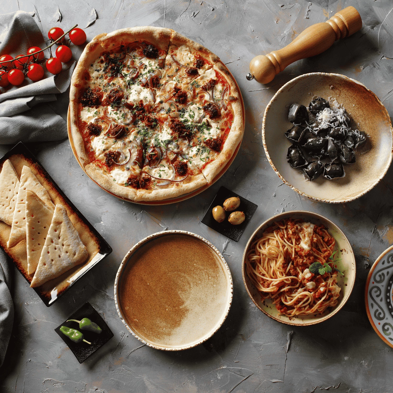 Pjatë fingerfood katrore Fine Dine Vetro 80x80mm, xham, e zezë, set 6 copë