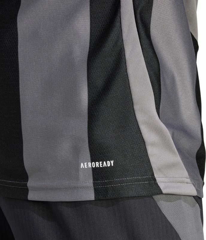 Maicë për meshkuj adidas, e zezë dhe gri